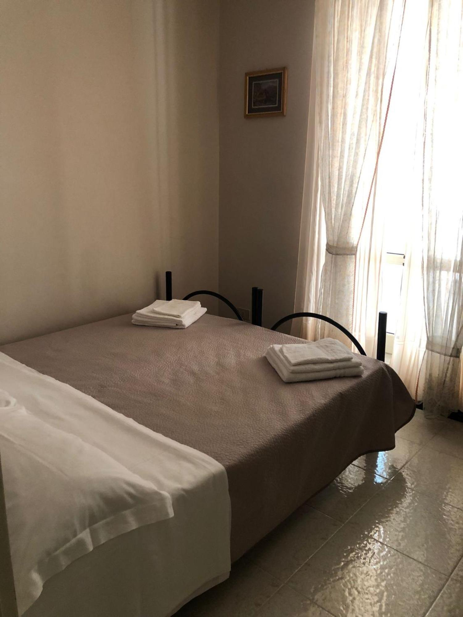 Appartamento "Rina Centro Sicilia" Pietraperzia 외부 사진
